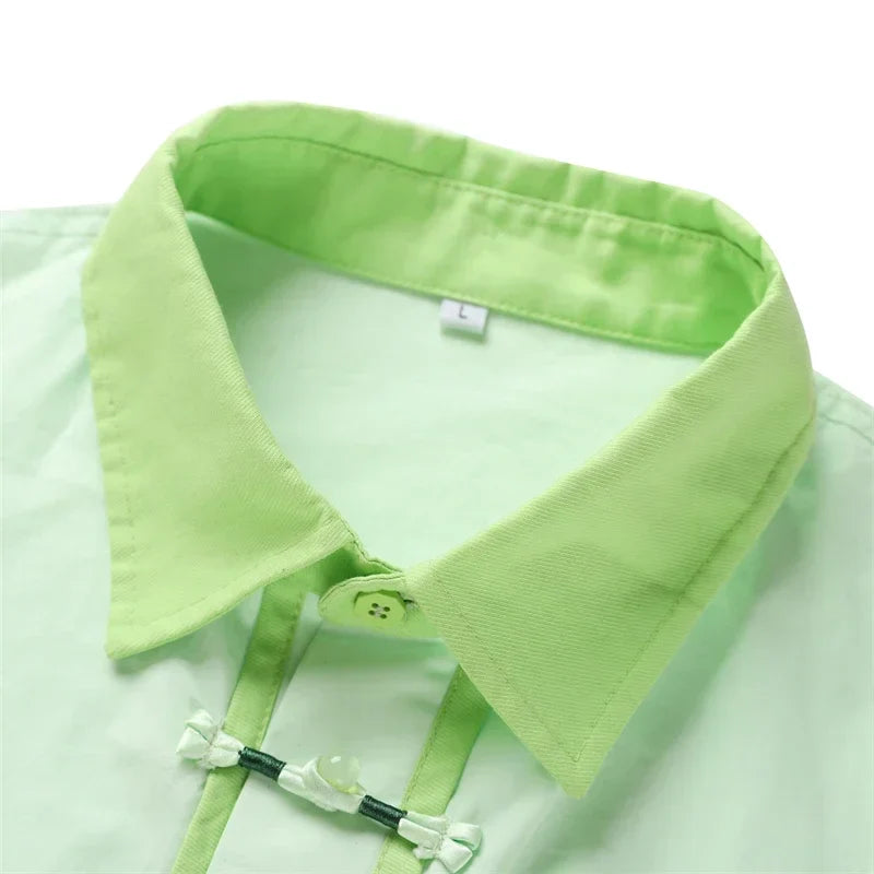 Chemise à Manches Courtes pour Femme - Vert Menthe avec Graphique Cœur Graffiti